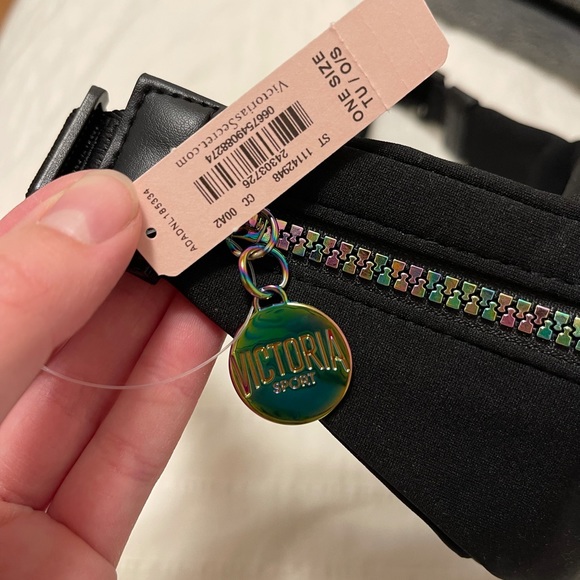 Victoria Secret Fanny Pack - Picture 3 of 5